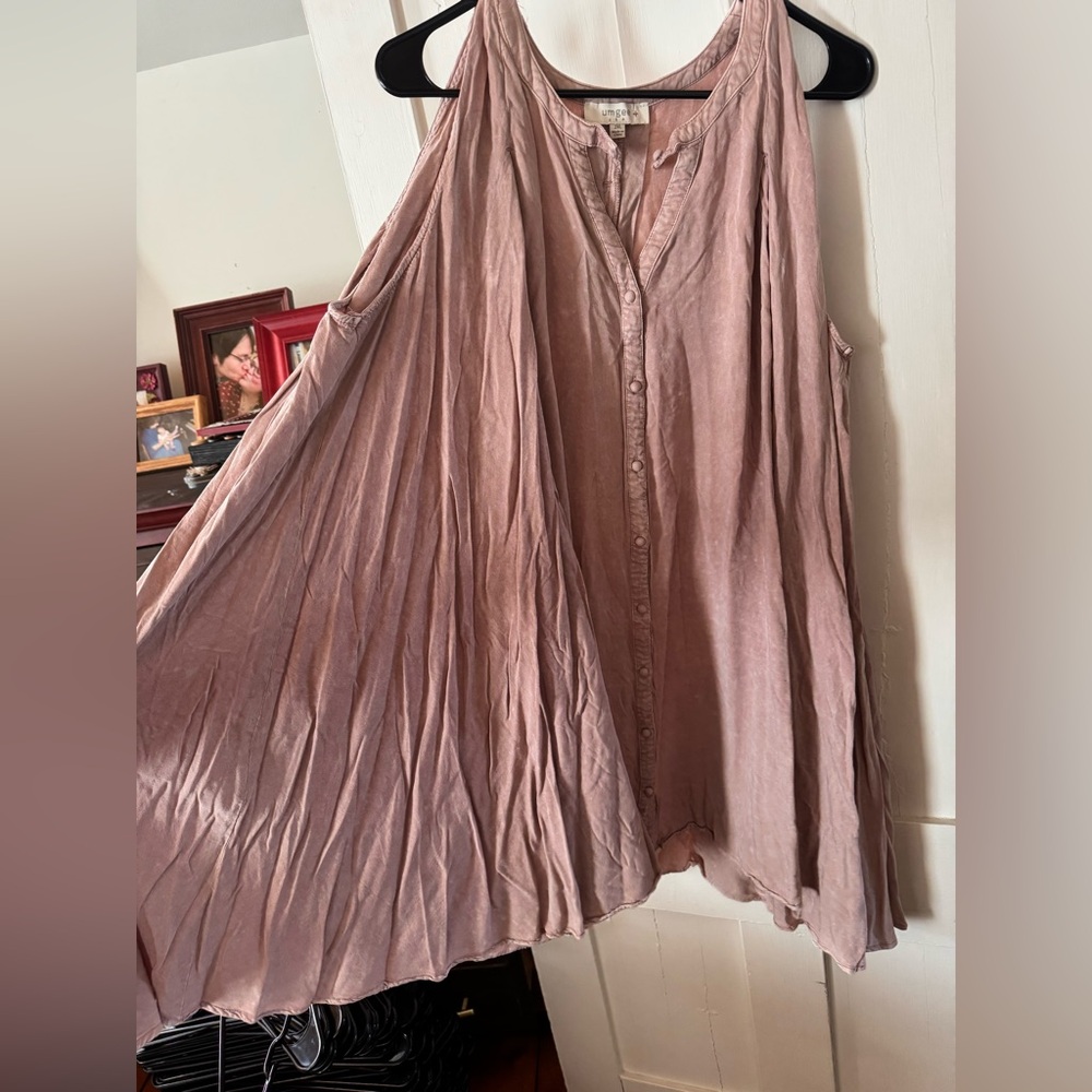 Flowy Light Pink/Mauve Sleeveless Dress - Picture 3 of 4